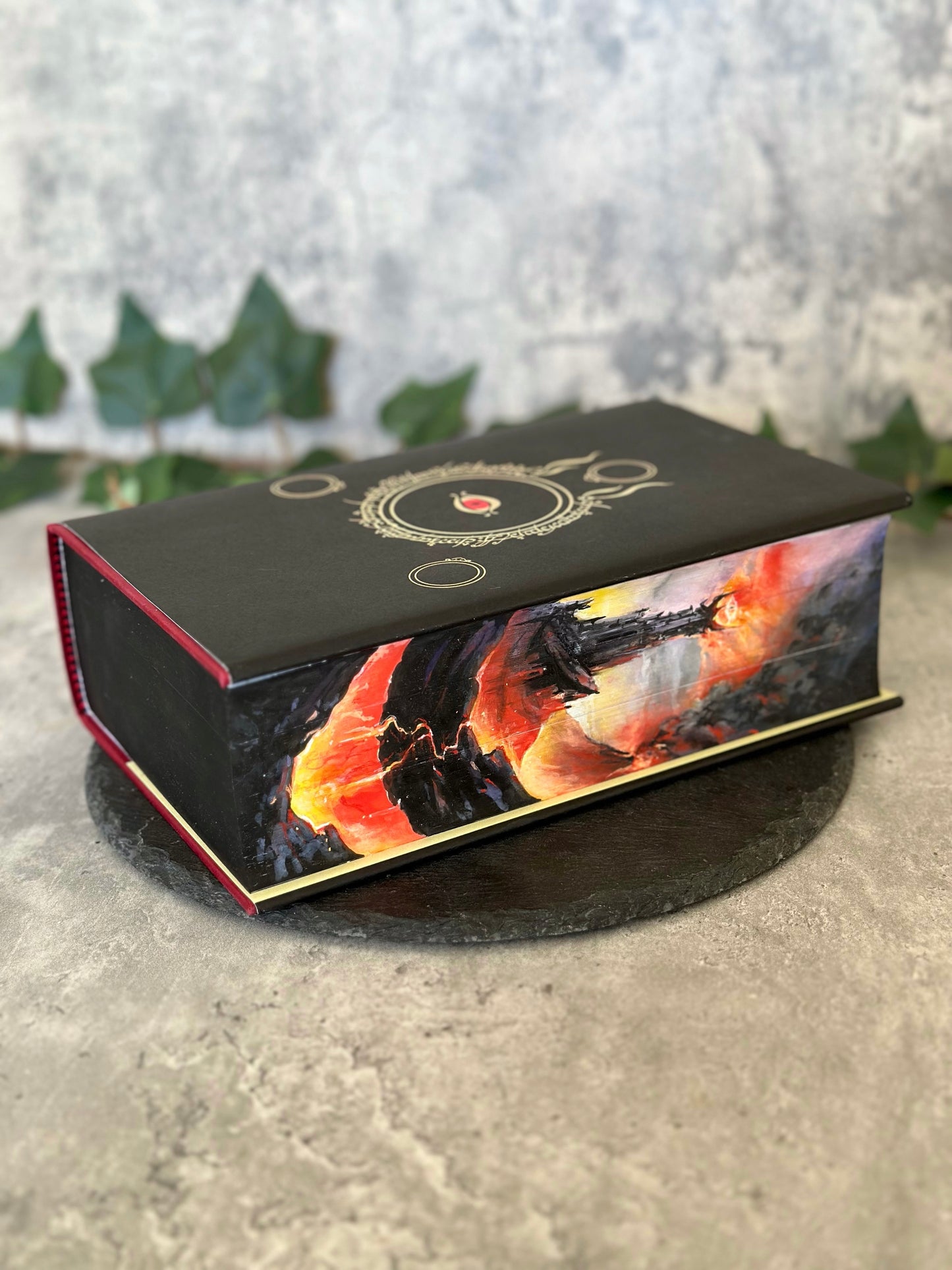 Mordor - Fore-edge Painting